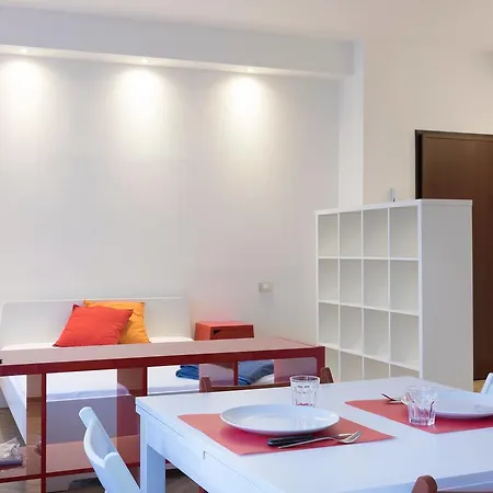 Apartment Hintown Red&White Studio Pisa